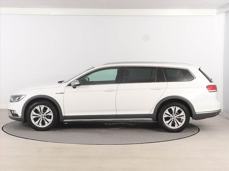 Volkswagen Passat (2016) Alltrack 2.0 TDI, 4X4 - fotka 3 z 12