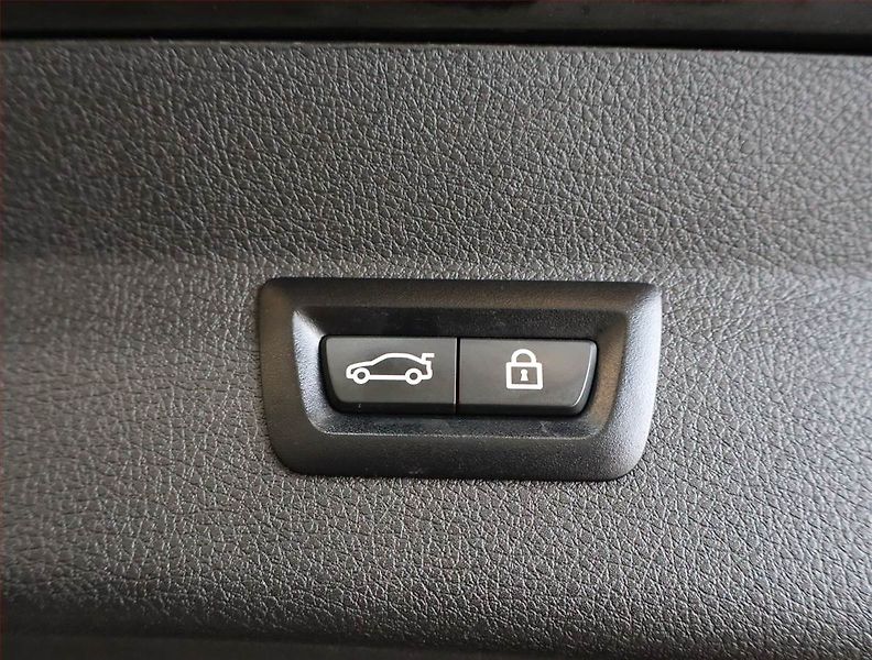 BMW Řada 2 (2021) Luxury Line 216d Gran Tourer - fotka 25 z 25
