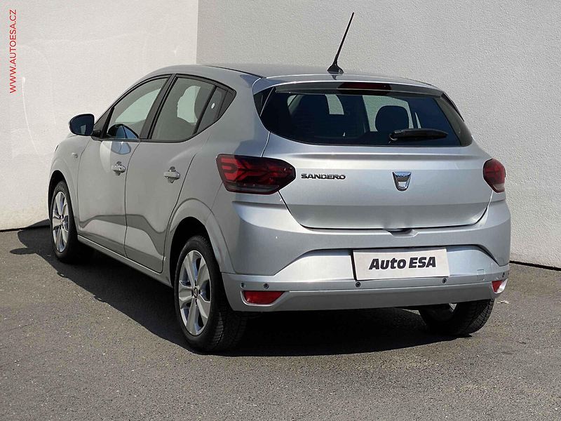 Dacia Sandero (2021) 1.0 SCe, ČR, LED, kamera - fotka 6 z 16