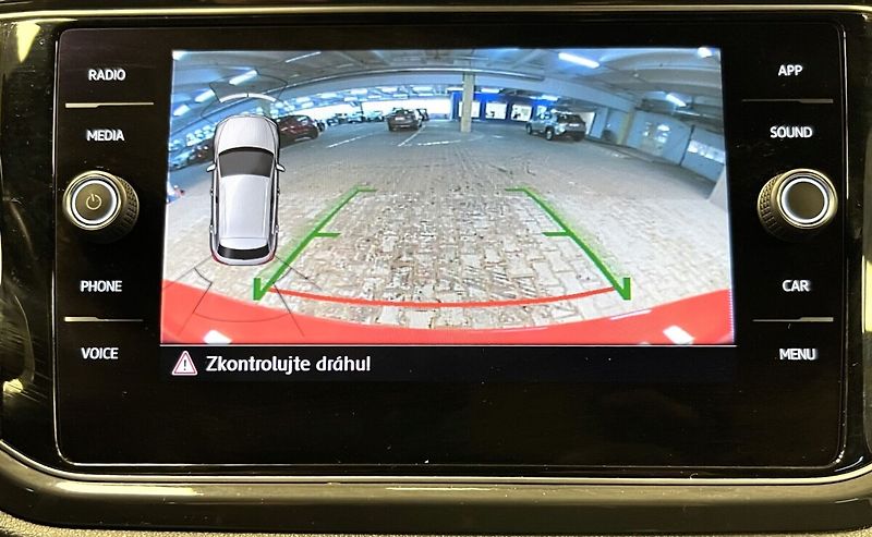 Volkswagen T-Roc Sport 2.0 TSI BMT 4MOTION DSG7 - fotka 6 z 18
