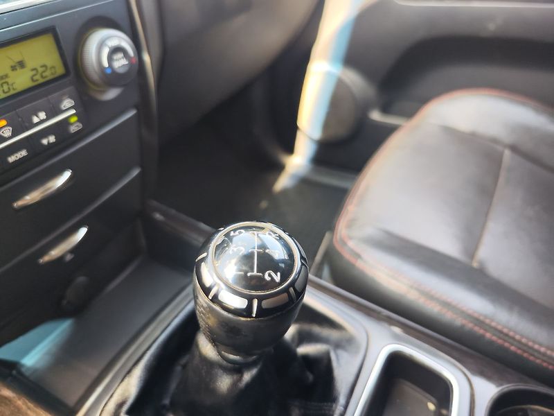 Kia Sorento 2.5 CRDi/125kW 4x4, ČR 2.Maj. - fotka 18 z 24