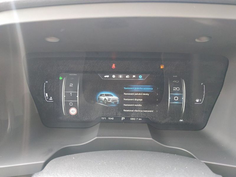 KGM Korando 1.5T, Style+2WD, AT, SKLADEM - fotka 23 z 31