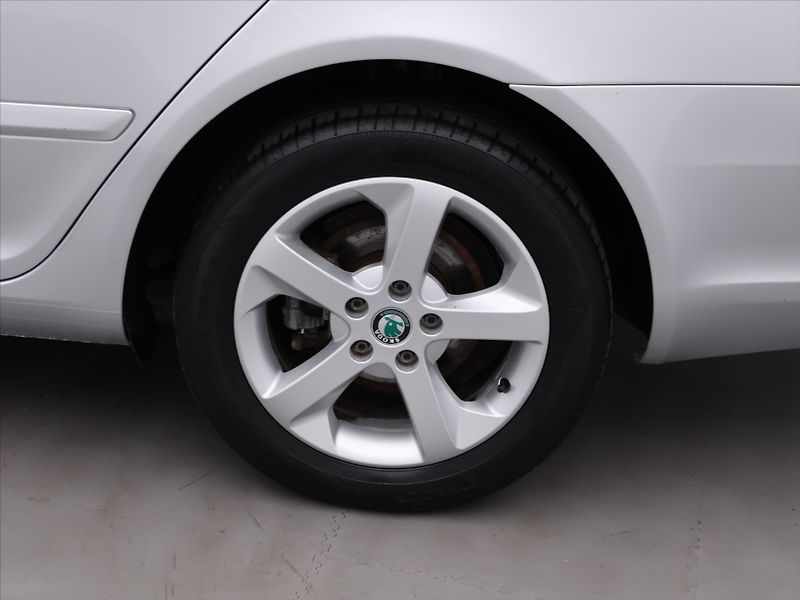 Škoda Octavia 1,4 TSI 90kW Elegance - fotka 21 z 28