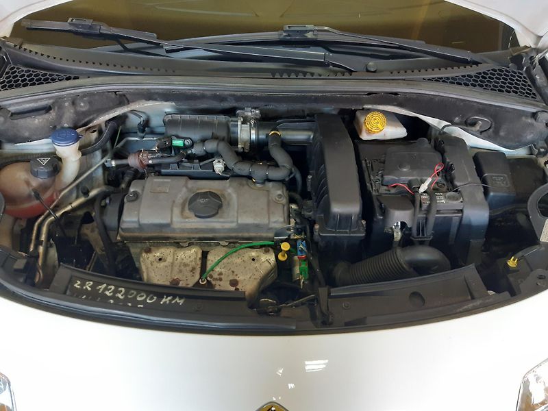 Citroën C3 1.4 i KLIMA - fotka 19 z 20