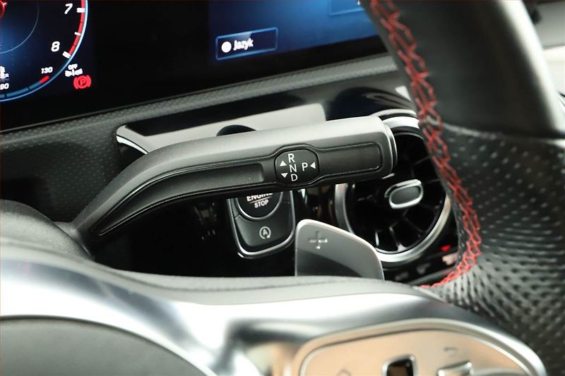 Mercedes-Benz Třídy A (2022) A 35 AMG 4MATIC - fotka 10 z 19
