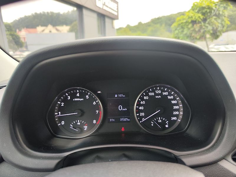 Hyundai i30 1.5i/81kW Start Plus - fotka 13 z 24