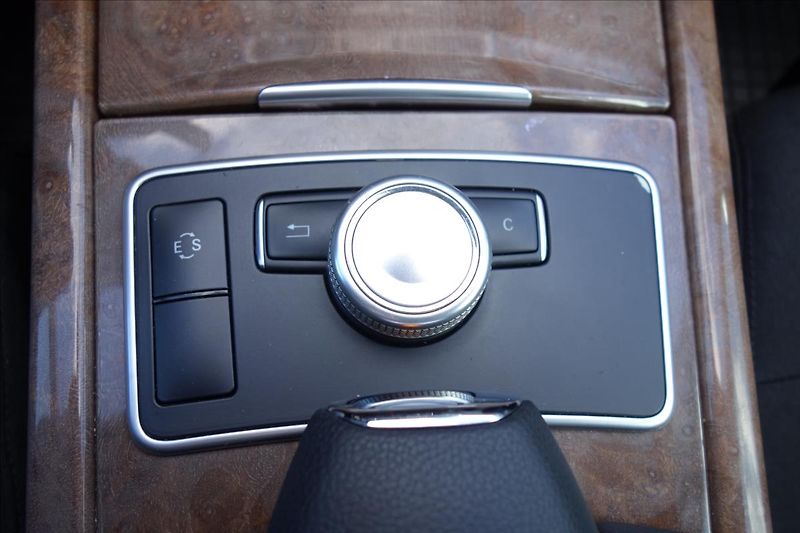 Mercedes-Benz Třídy E 350 CDi 195KW,ELEGANCE. - fotka 27 z 35