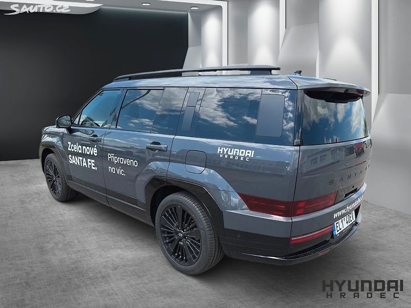 Hyundai Santa Fe (2025) 1,6 TGDI PHEV 4WD AT CALLIG 7S - fotka 2 z 12