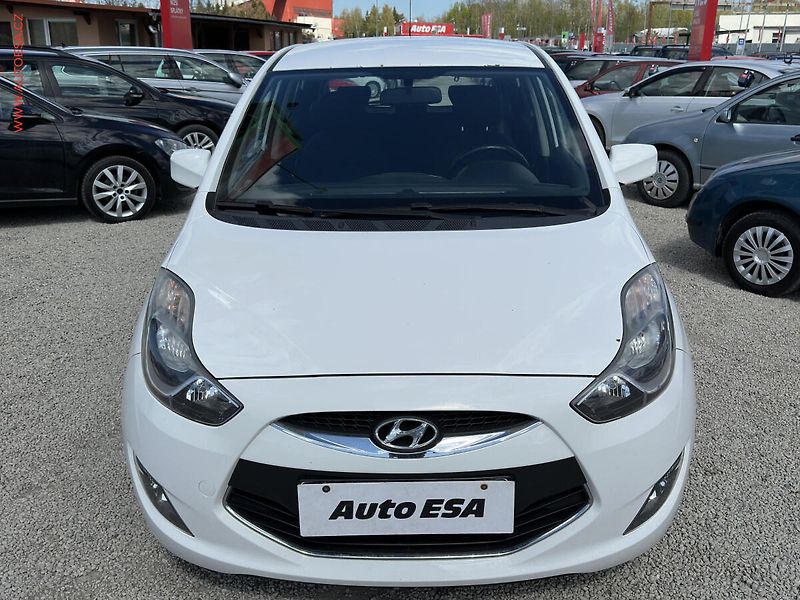 Hyundai ix20 (2014) 1.6i, ČR, AC, TZ - fotka 2 z 17