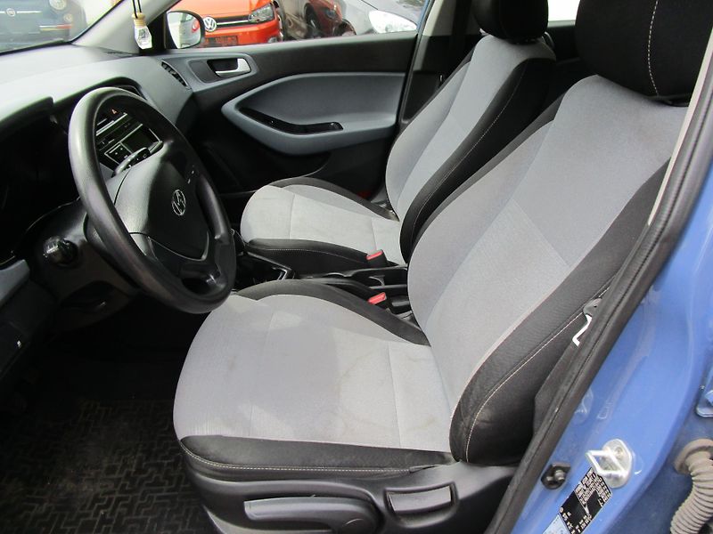 Hyundai i20 1,2-55KW-KOUPEN V ČR+NOVÁ STK - fotka 6 z 13