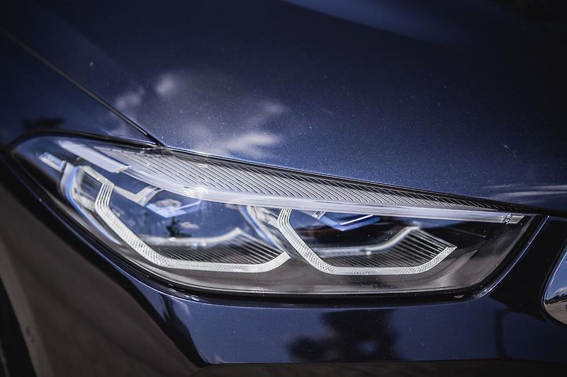 BMW Řada 8 (2022) 840i xDRIVE Gran coupé - fotka 13 z 51