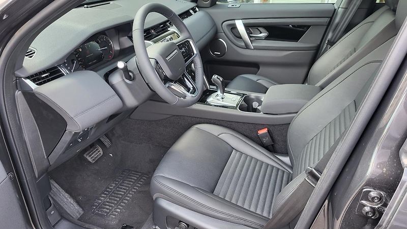 Land Rover Discovery Sport (2022) 2,0 SE D165 AWD Aut. - fotka 11 z 22