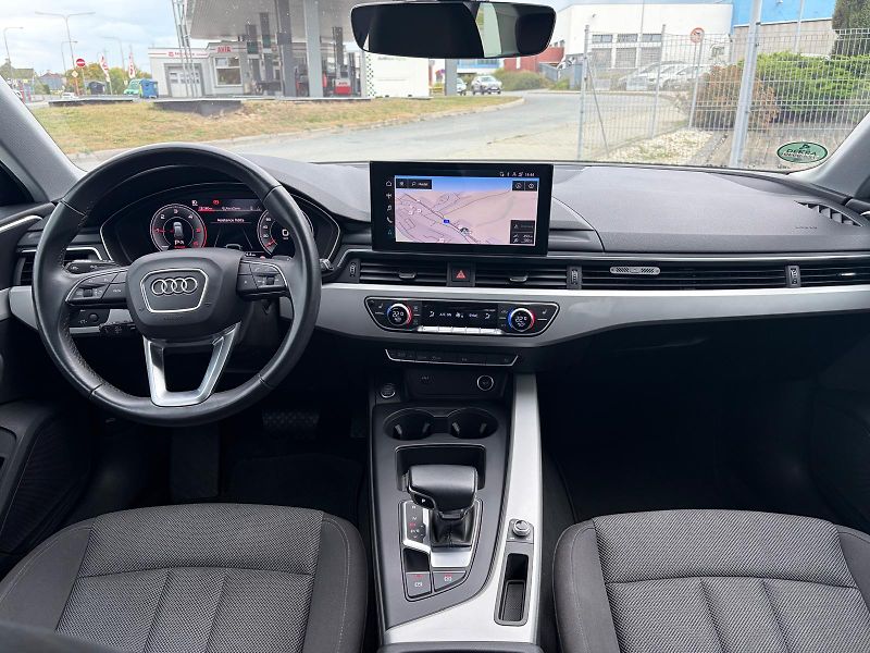 Audi A4 Avant (2023) - fotka 12 z 12