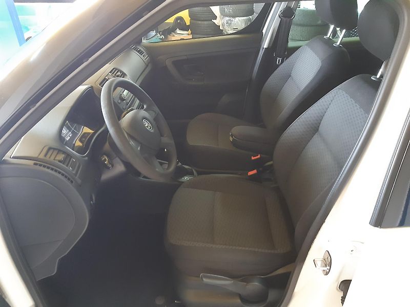 Škoda Roomster 1.2 TSI DIGIKLIMA TEMPOMAT     - fotka 8 z 20