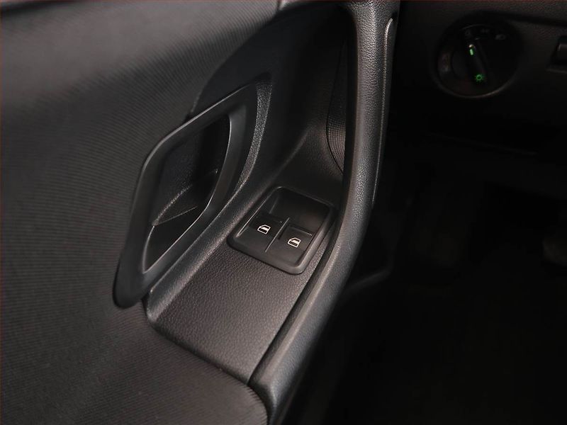 Škoda Fabia (2012) 1.2 TSI, Tempomat - fotka 15 z 15
