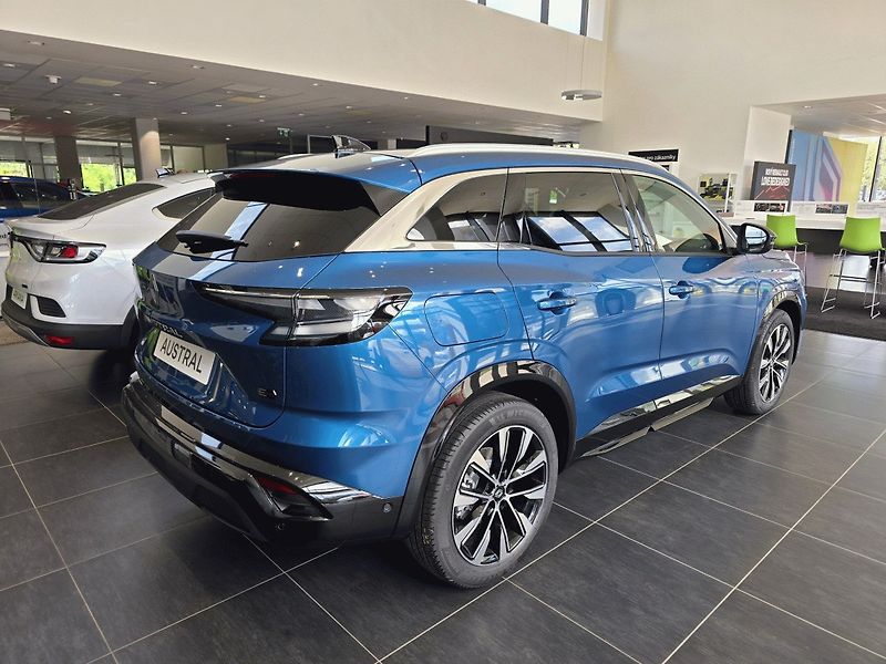 Renault Austral (2026) full hybrid E-Tech 200  -  pob - fotka 3 z 6