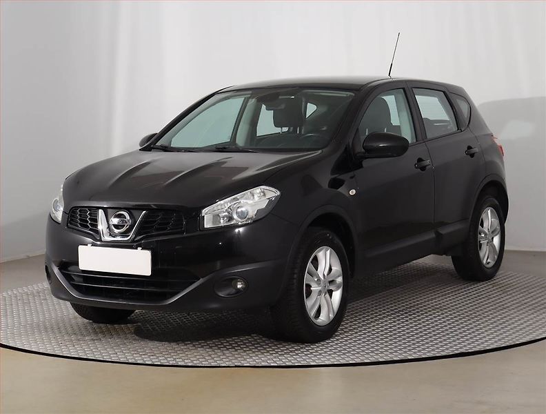 Nissan Qashqai (2014) 1.6, Serv.kniha, Tempomat - fotka 2 z 15