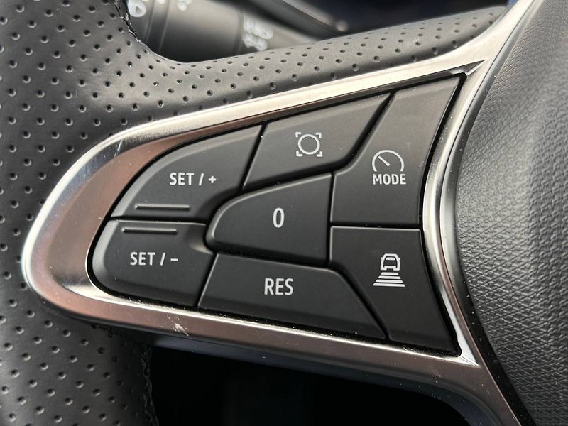 Renault Symbioz (2025) 1.8 E-Tech 118 kW Techno - fotka 19 z 22