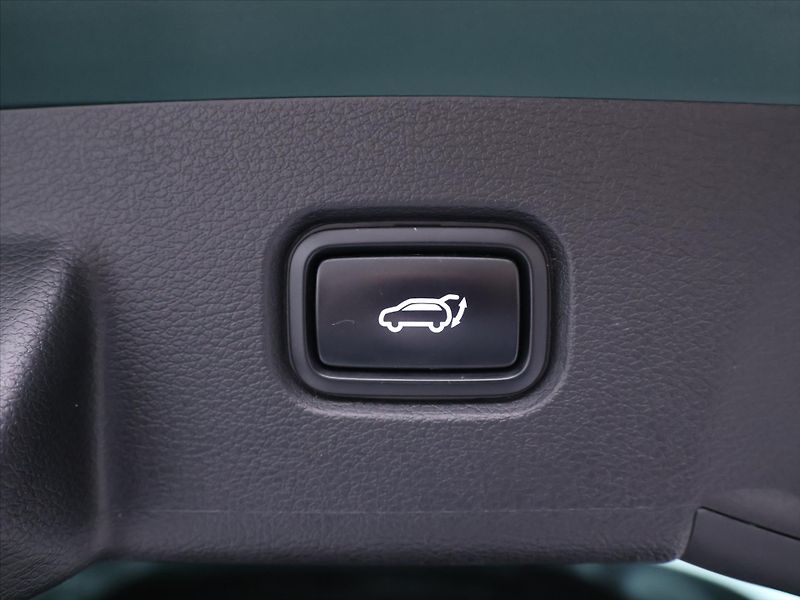 Kia Sportage 1,6 T-GDI 132 kW TOP Aut. Kůže - fotka 9 z 29