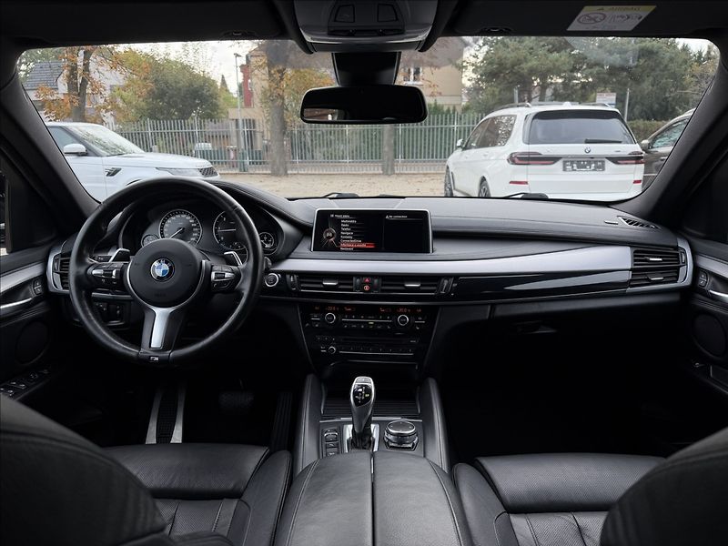 BMW X6 M50d Xdrive - fotka 11 z 30
