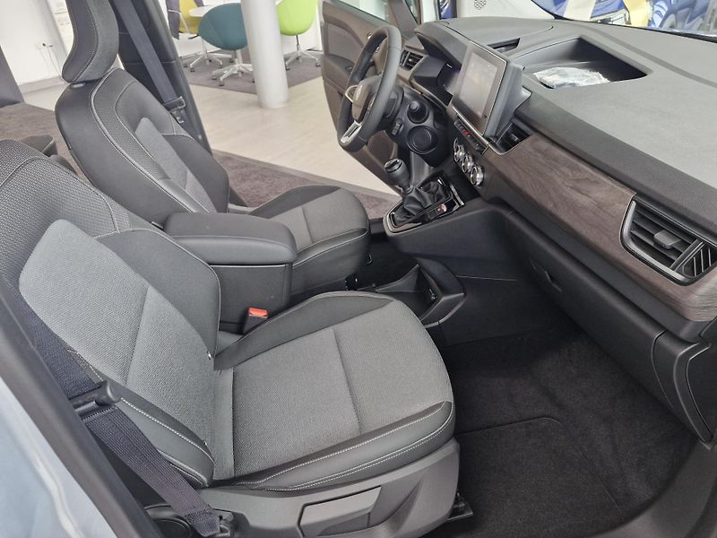 Renault Kangoo (2026) grand techno blue dCi 95    - fotka 18 z 19