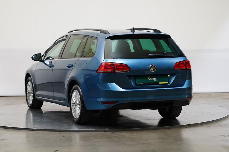 Volkswagen Golf - fotka 7 z 26