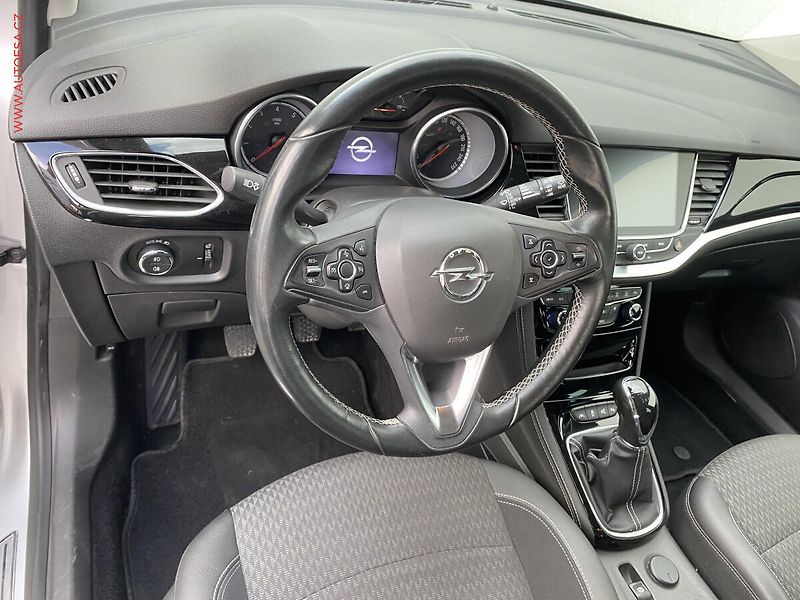 Opel Astra (2016) 1.4 T, Innovation, LED, navi - fotka 12 z 17
