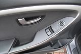 Hyundai i30 1.6 CRDi 16V  KLIMA   AUTOMAT - náhled 17
