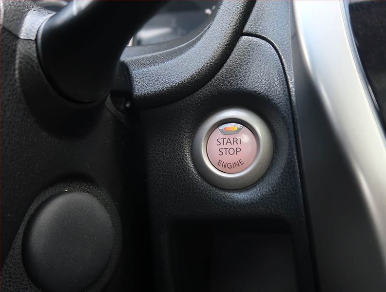 Nissan Note (2014) 1.2, Serv.kniha, Tempomat - fotka 21 z 25