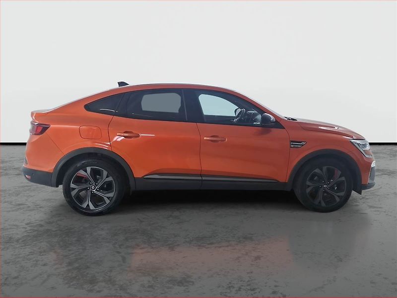 Renault Arkana (2023) 1.3 TCe - fotka 6 z 17