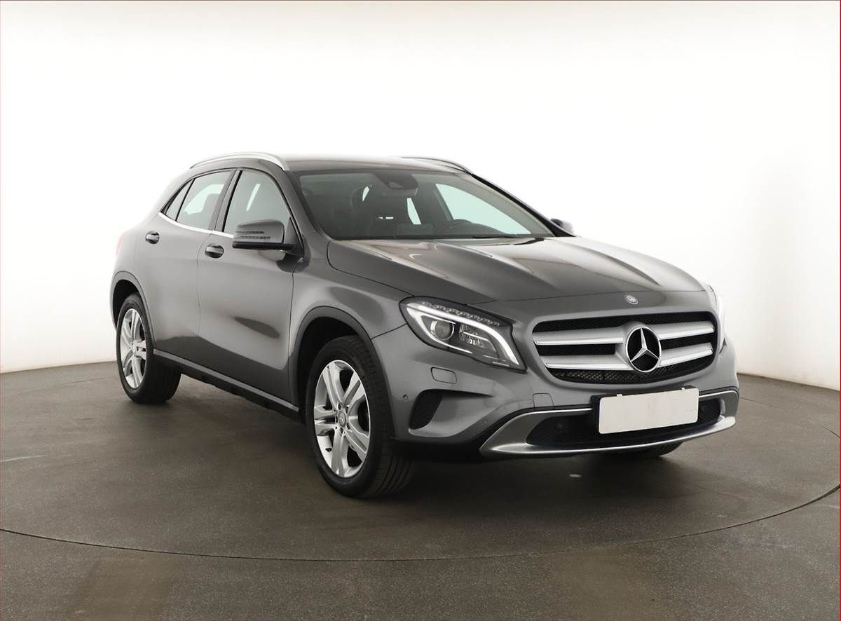 Mercedes-Benz GLA 200 CDI 4MATIC, 4X4