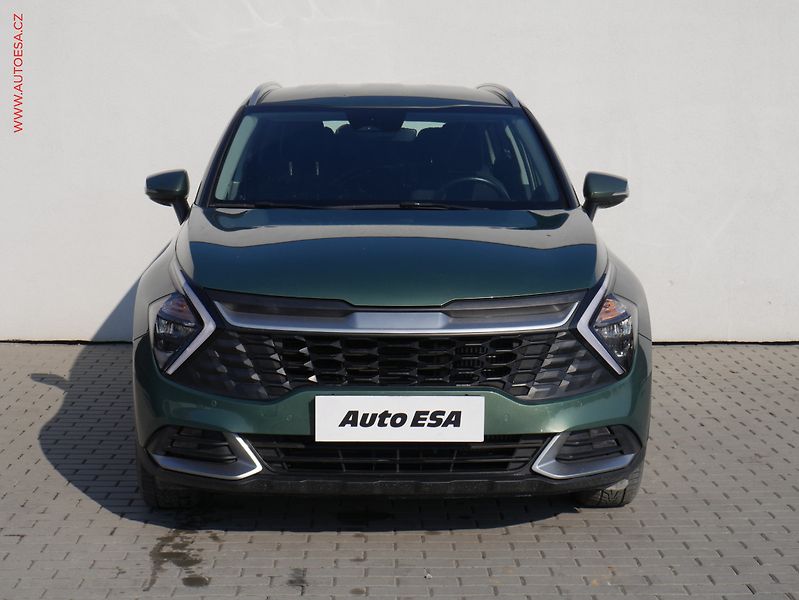 Kia Sportage (2022) 1.6 T-GDi, ČR, Exclusive, - fotka 2 z 18