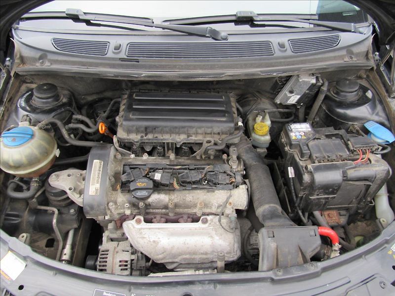 Škoda Fabia 1,4 16V 63kW Style Combi - fotka 26 z 26