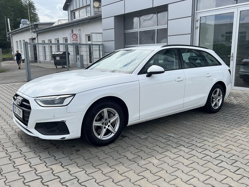 Audi A4 Avant (2022) 2.0 TDI - fotka 2 z 33