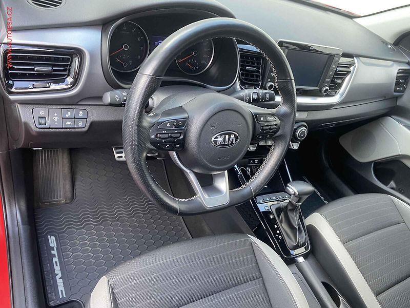 Kia Stonic (2020) 1.0 T-GDi, ČR, AT, TZ, navi - fotka 13 z 21