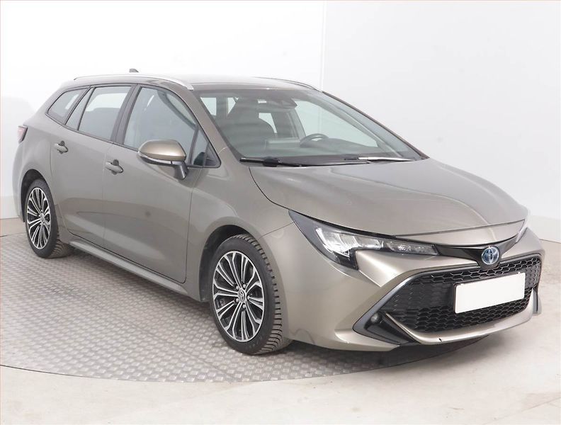 Toyota Corolla (2021) 2.0 Hybrid, Automat, Navi - fotka 1 z 16