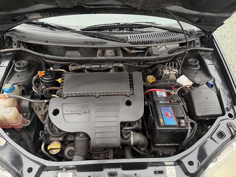 Fiat Punto 1.3 JTD - fotka 13 z 13
