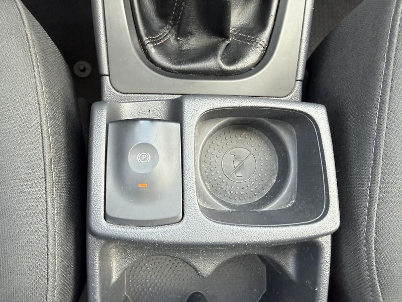 Renault Koleos 2.0 dCi  - fotka 19 z 34