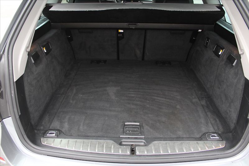 BMW Řada 5 520d xDrive LED NAVIGACE KŮŽE - fotka 12 z 23