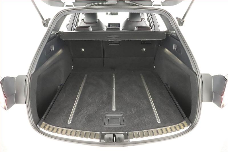 Toyota Corolla (2019) 1.8 Hybrid, Automat, ČR,1.maj - fotka 11 z 15
