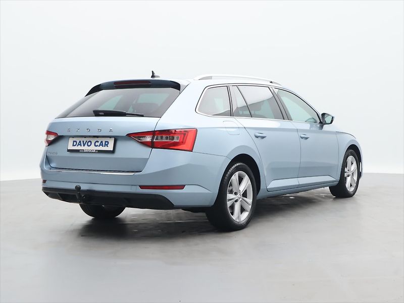 Škoda Superb 2,0 TDI 110kW Style DSG LED CZ - fotka 7 z 38