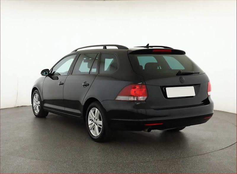 Volkswagen Golf (2012) Comfortline 1.6 TDI - fotka 4 z 13