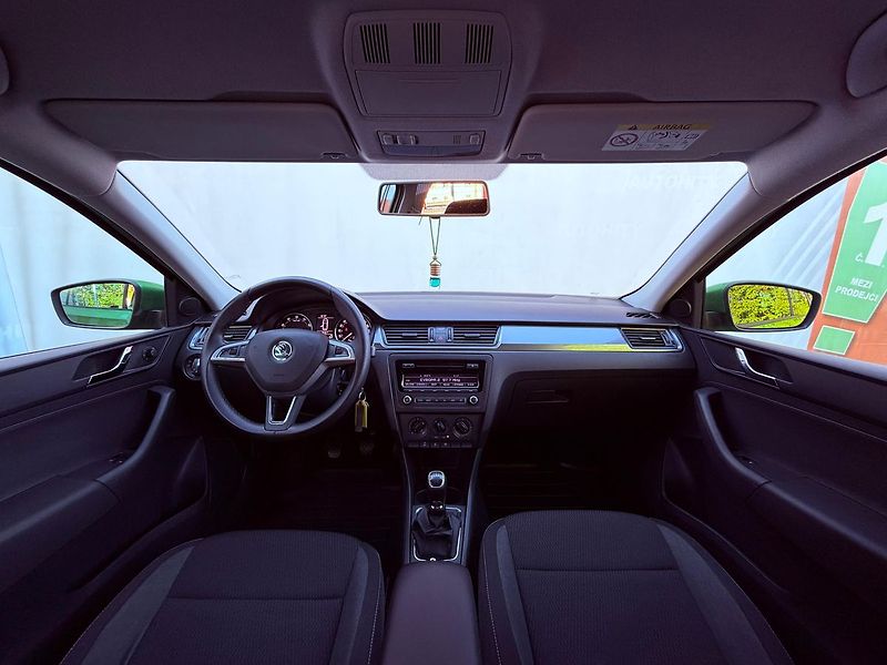 Škoda Rapid 1.2 TSi Ambition Fresh, ČR - fotka 16 z 21