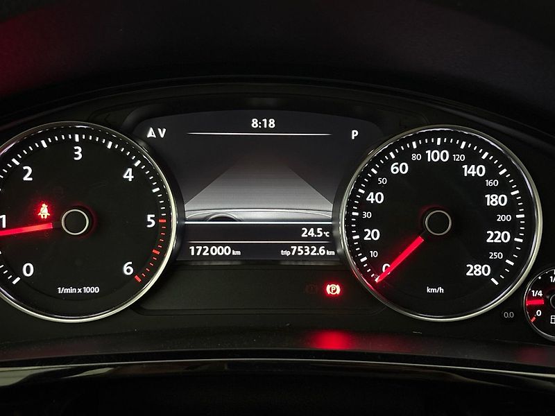 Volkswagen Touareg (2015) Exclusive V6 3,0 TDI  - fotka 11 z 35