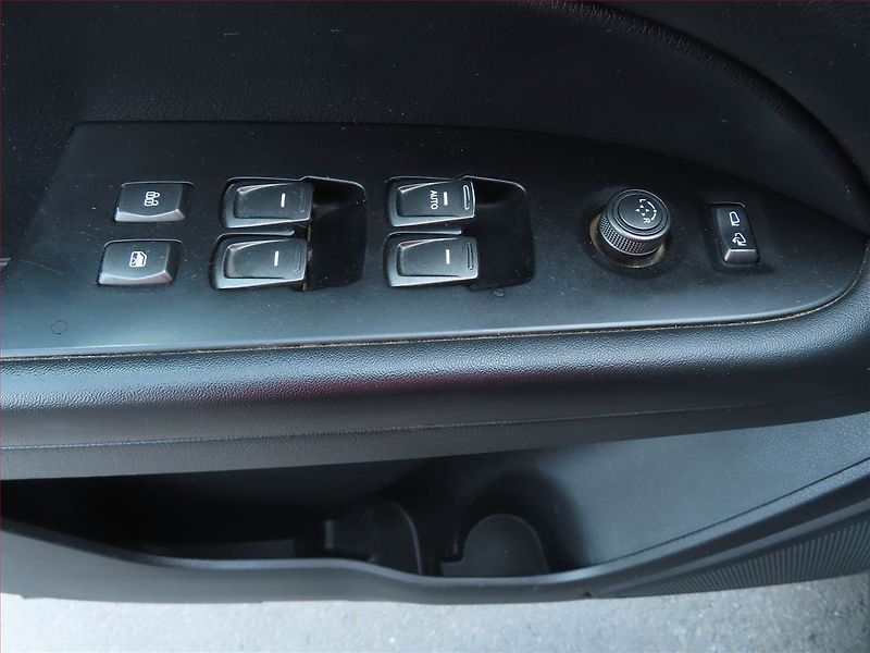 SsangYong Musso (2021) 2.2 e-XDi - fotka 17 z 27