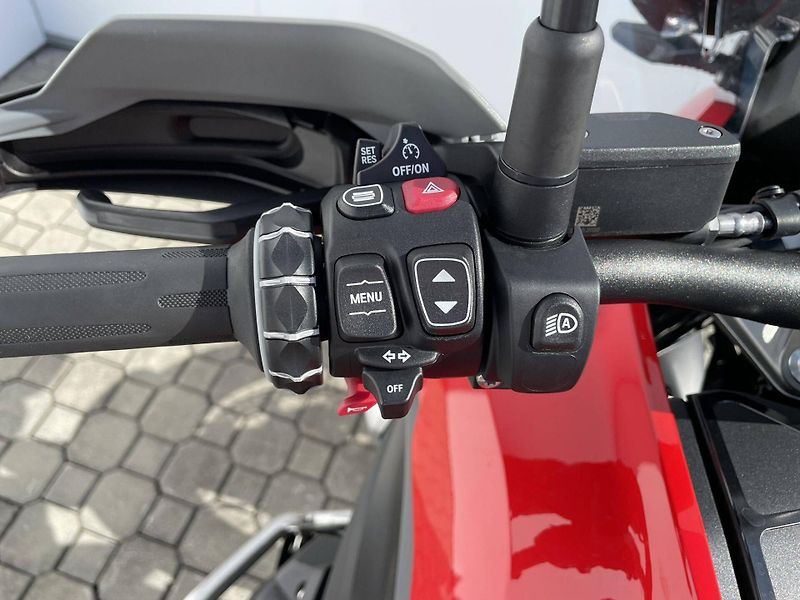 BMW (2026) R 1300 GS - fotka 15 z 16