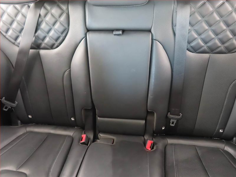 Hyundai Santa Fe (2021) 2.2 CRDi - fotka 10 z 20