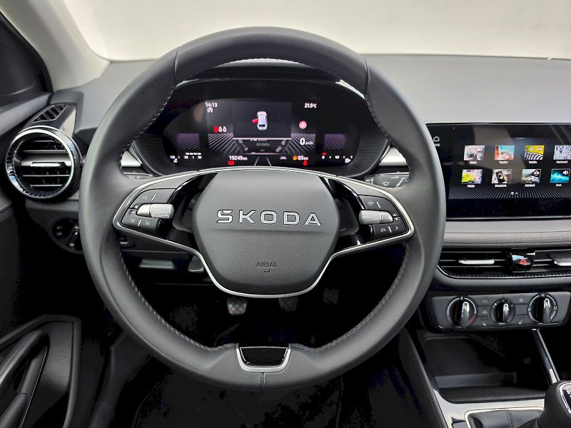 Škoda Fabia (2025) 1,0TSI 70KW SELECTION - fotka 6 z 30