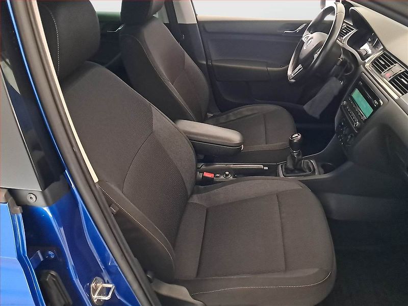 Škoda Rapid (2014) 1.2 TSI - fotka 9 z 15