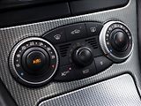 Mercedes-Benz SL 500 5,0 225kW Aut.klima Tempo - náhled 23